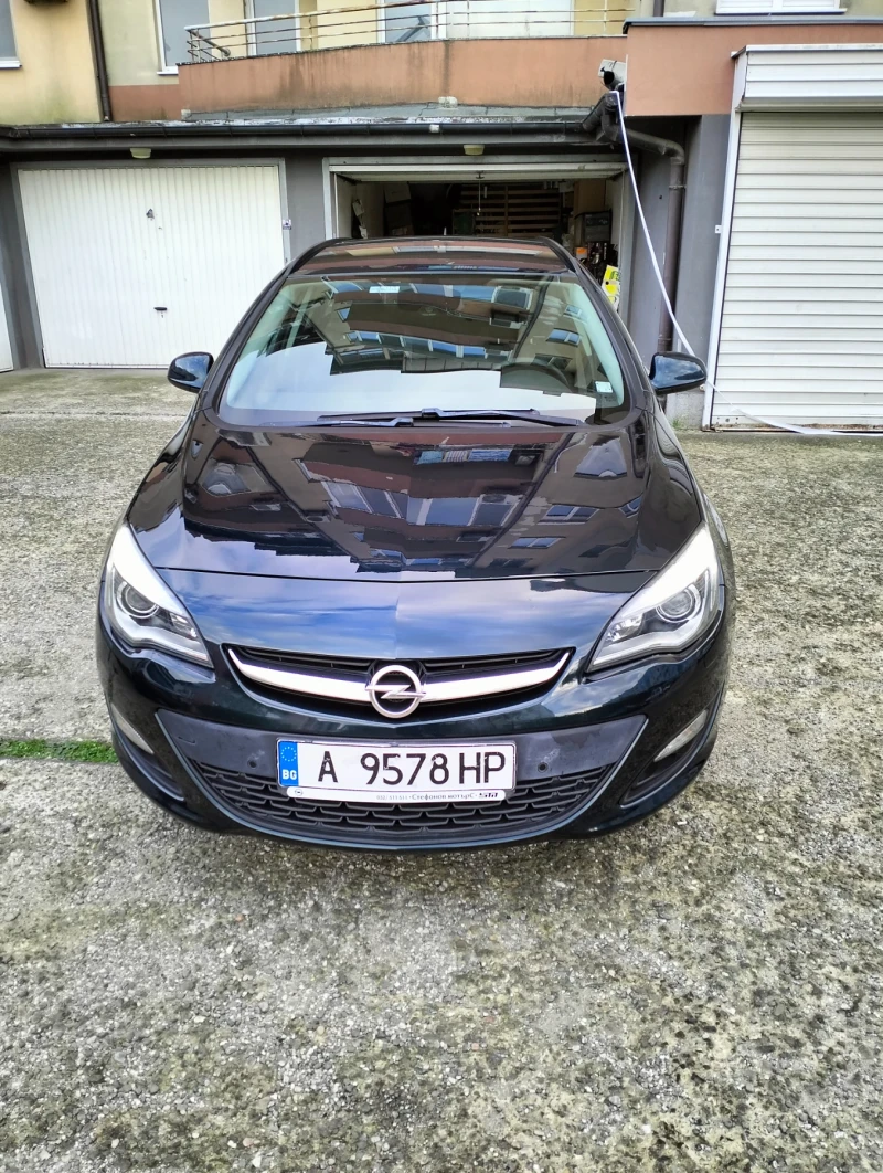 Opel Astra 1.6 cdti ecoflex, снимка 1 - Автомобили и джипове - 48664297