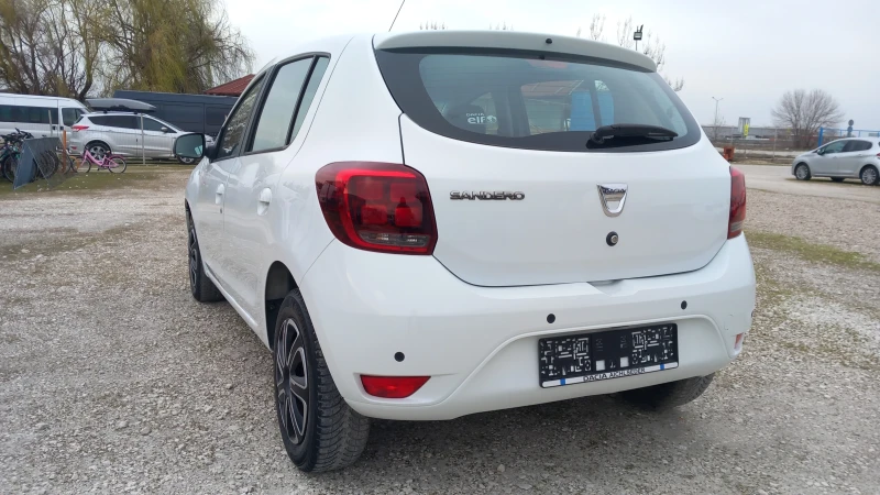 Dacia Sandero 1.0i - 51000км!!!КЛИМАТИК/АВТОПИЛОТ/ПАРКТРОНИК/, снимка 3 - Автомобили и джипове - 49499369