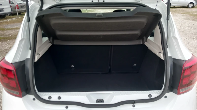 Dacia Sandero 1.0i - 51000км!!!КЛИМАТИК/АВТОПИЛОТ/ПАРКТРОНИК/, снимка 15 - Автомобили и джипове - 49499369