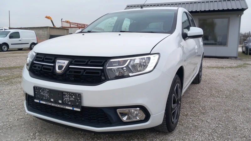 Dacia Sandero 1.0i - 51000км!!!КЛИМАТИК/АВТОПИЛОТ/ПАРКТРОНИК/