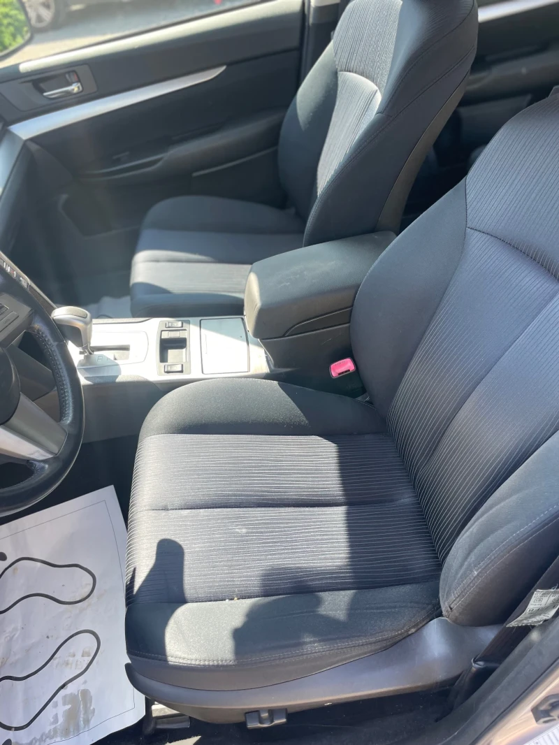 Subaru Legacy 2.5i Lineartronic 4x4 Xenon Швейцария ЛИЗИНГ!!!, снимка 9 - Автомобили и джипове - 52710734