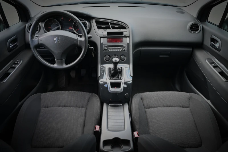 Peugeot 5008 БЕНЗИН / ГАЗ !!!, снимка 10 - Автомобили и джипове - 51961109