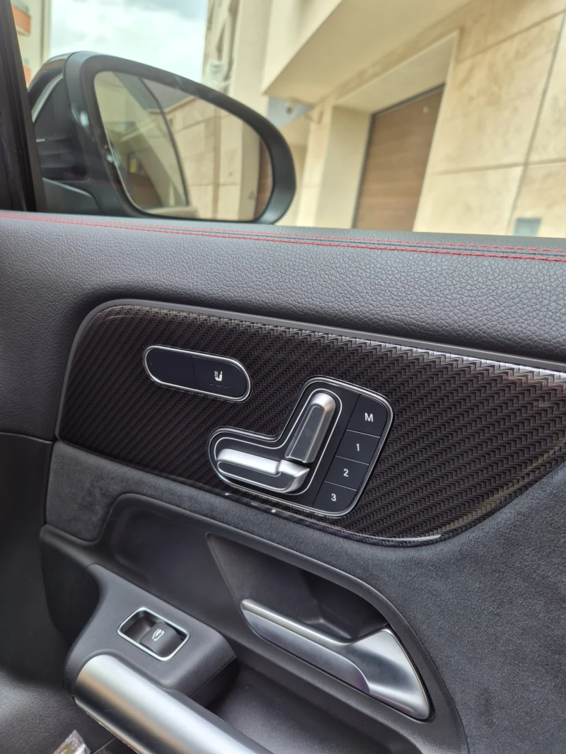 Mercedes-Benz GLA 35 AMG, снимка 7 - Автомобили и джипове - 52136470