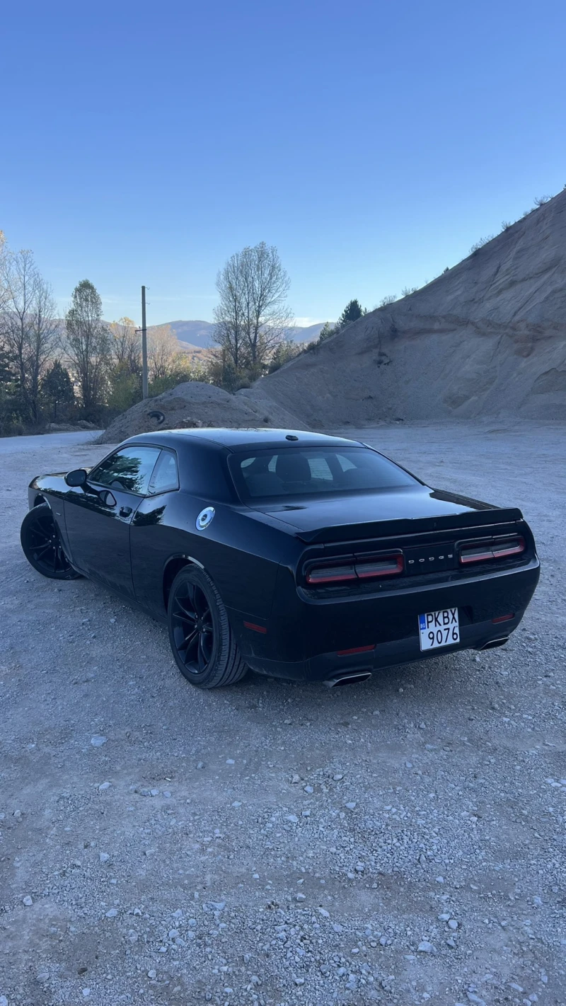 Dodge Challenger 5.7 HEMI, снимка 6 - Автомобили и джипове - 52598013