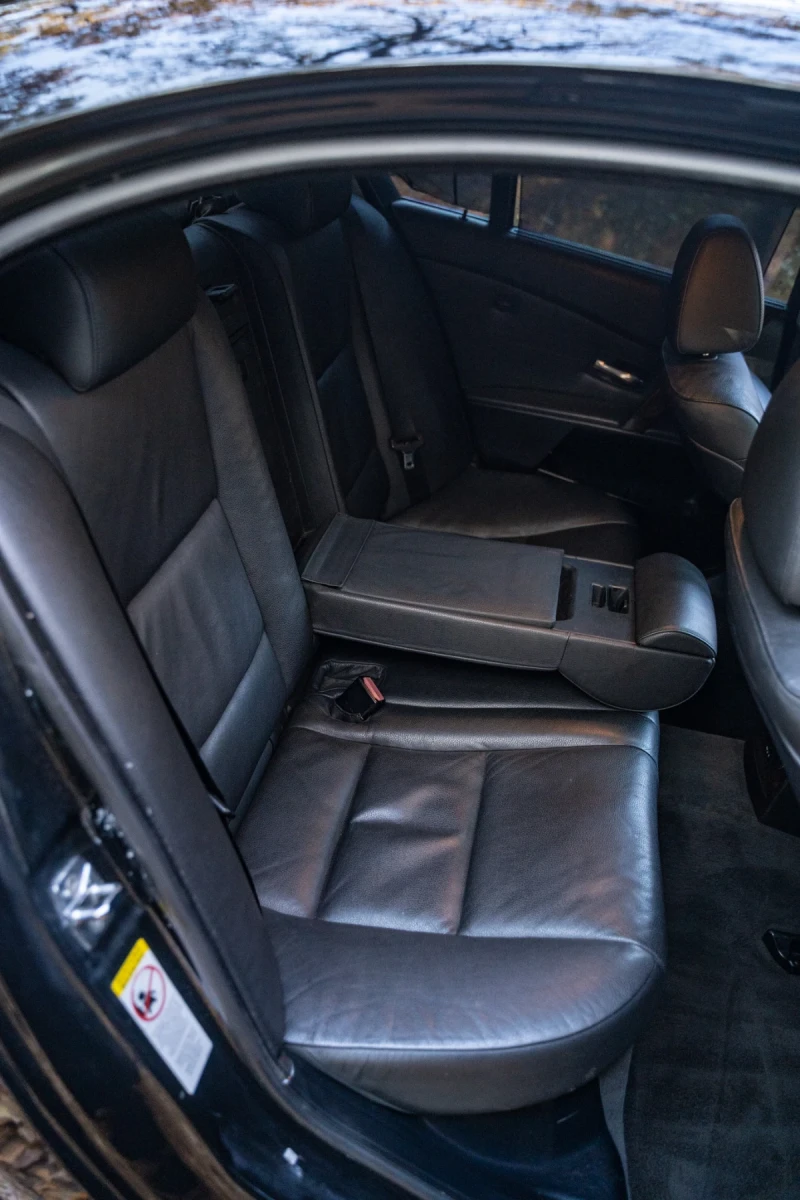 BMW 530 Bmw e60 525d 2006г / ТОП!, снимка 9 - Автомобили и джипове - 52447602