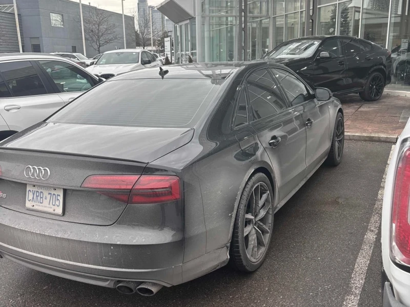 Audi S8 * 4.0 TFSI quattro tiptronic * CARFAX * БЕЗ ПЪРВОН, снимка 5 - Автомобили и джипове - 52841496