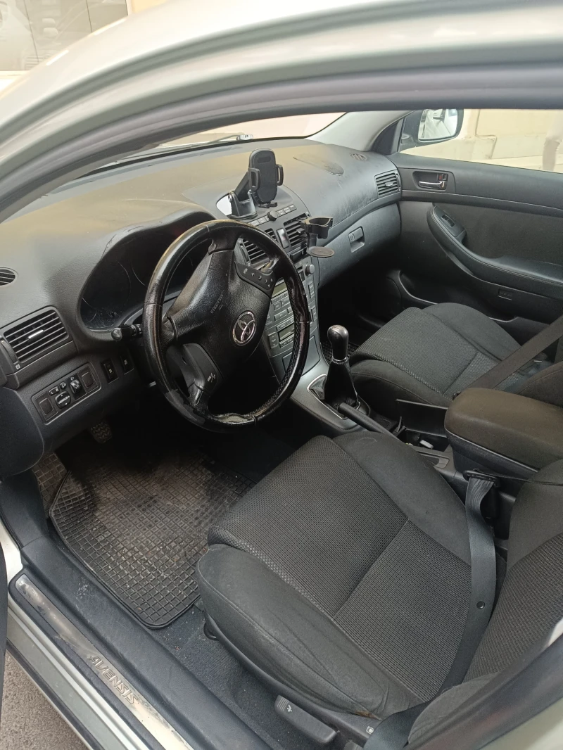Toyota Avensis, снимка 2 - Автомобили и джипове - 53016317