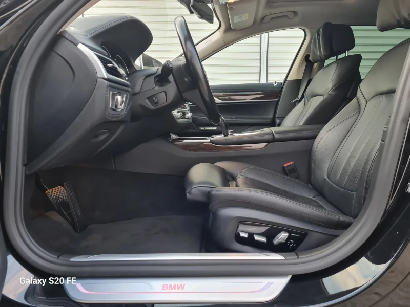 BMW 730 D LASER! ВАКУМ! ДИСТРОНИК! 150000КМ! , снимка 9 - Автомобили и джипове - 53043227