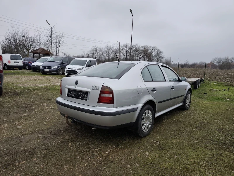 Skoda Octavia 1.9 TDI 90к.с. Клима, снимка 4 - Автомобили и джипове - 53434561