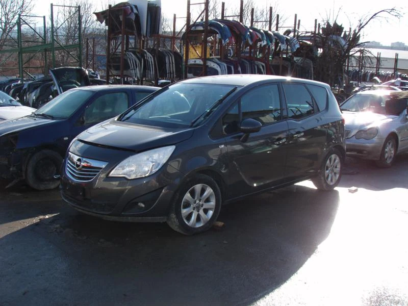 Opel Meriva, снимка 2 - Автомобили и джипове - 6373361