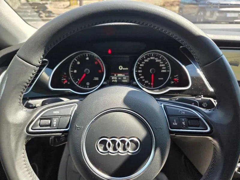 Audi A5 2.0 TDI Quattro, снимка 13 - Автомобили и джипове - 54552691