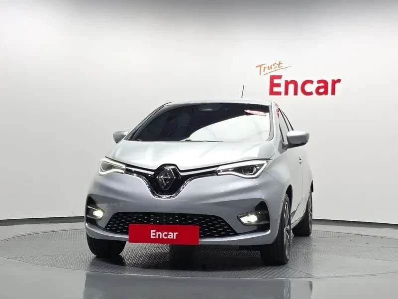 Renault Zoe, снимка 3 - Автомобили и джипове - 56688193