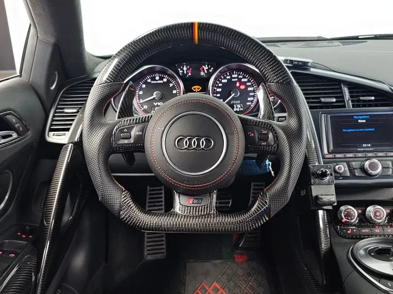 Audi R8 5.2 V10 Coupe| BANG&OLUFSEN, снимка 13 - Автомобили и джипове - 56709200