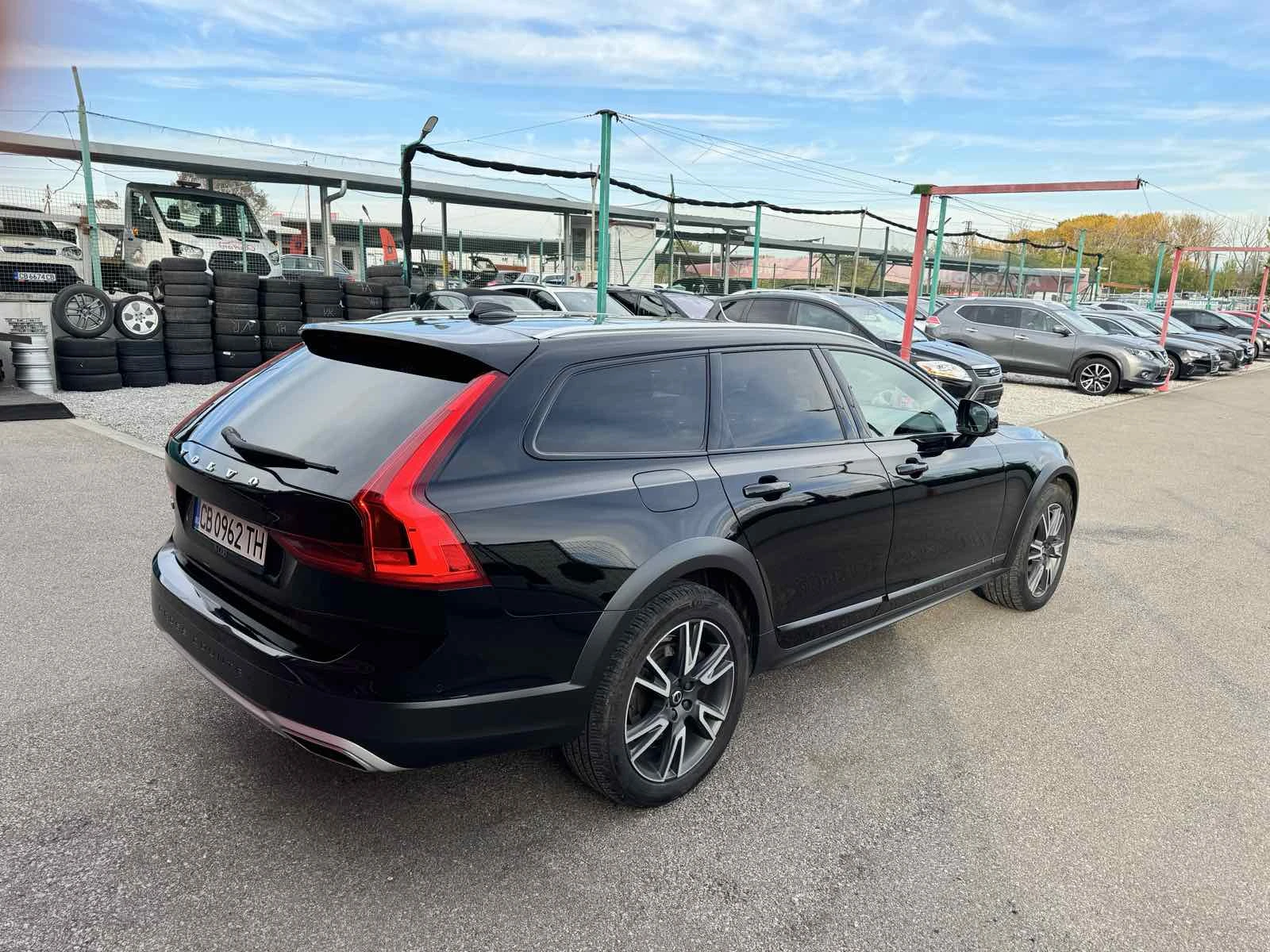 Volvo V90 Cross Country Volvo V90 Cross Country 2.0 D4 4x4 EURO 6B - изображение 4