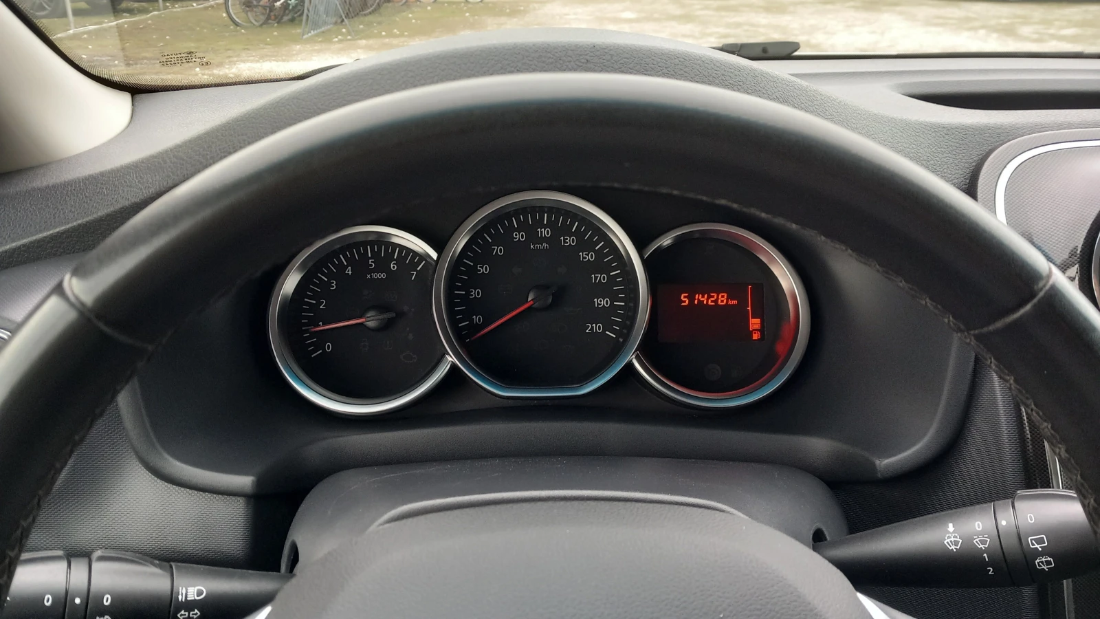 Dacia Sandero 1.0i - 51000км!!!КЛИМАТИК/АВТОПИЛОТ/ПАРКТРОНИК/ | Mobile.bg — изображение 11