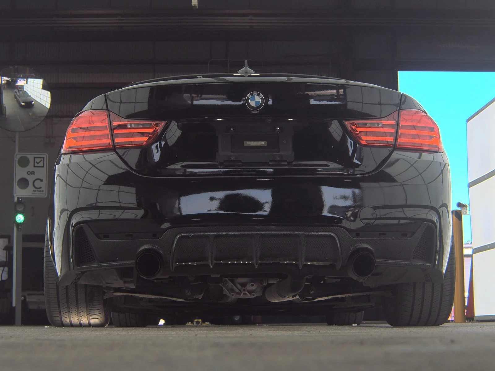 BMW 435 M* SPORT* ПОДГРЕВ* КАМЕРА* RECARO* КЕЙЛЕС* LANE* A - изображение 8
