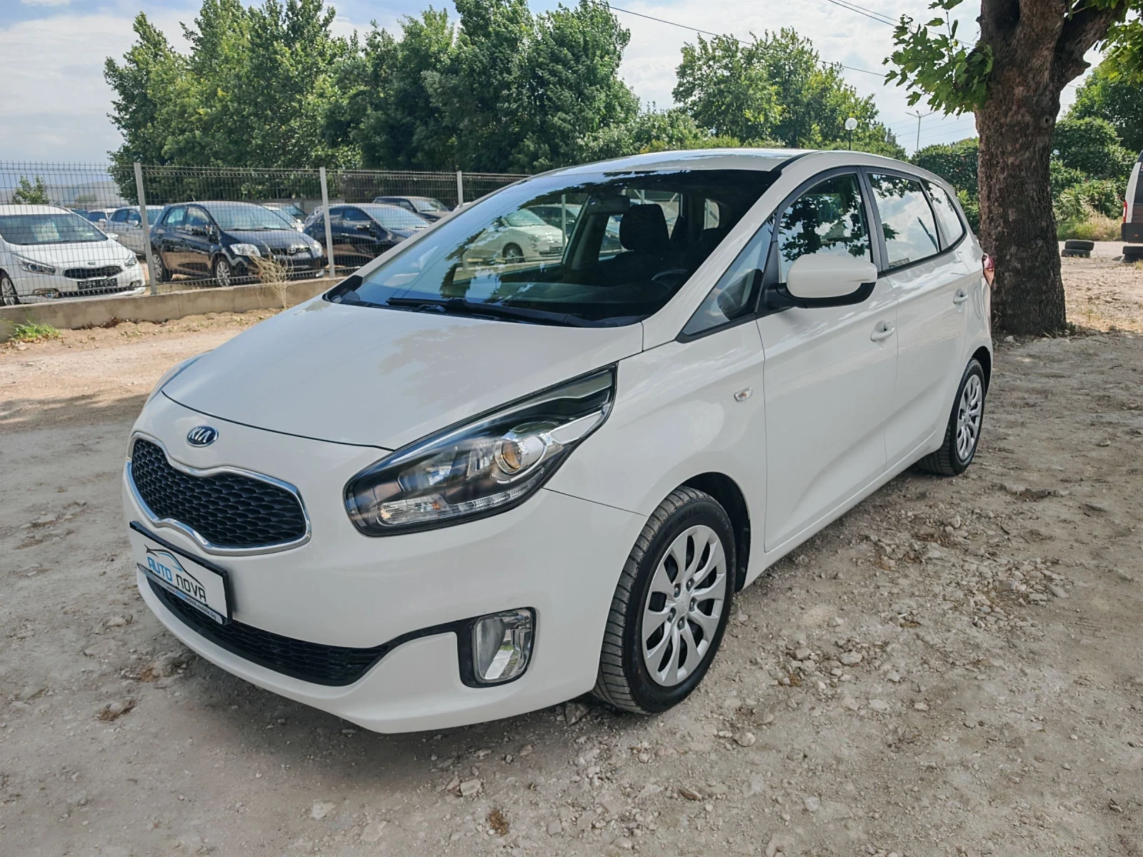 Kia Carens 1.7 116 К.С. ДИЗЕЛ! - изображение 3