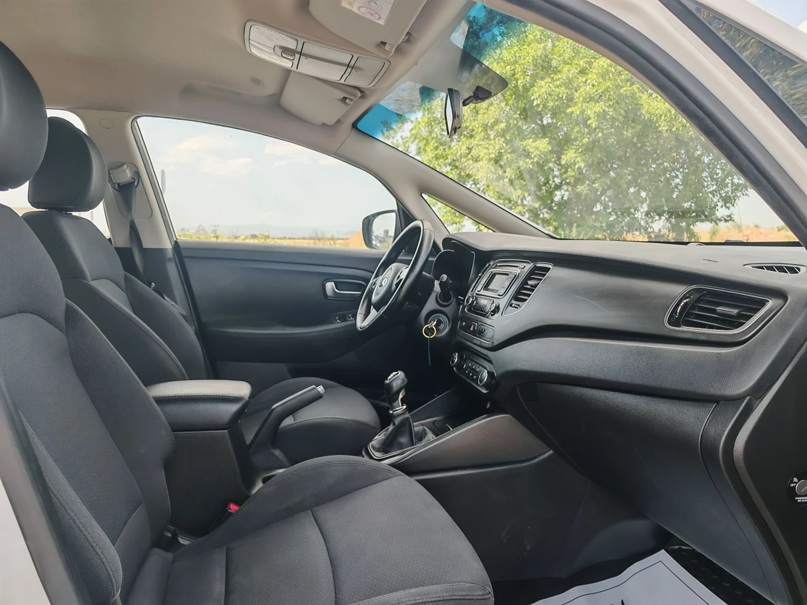 Kia Carens 1.7 116 К.С. ДИЗЕЛ! - изображение 10