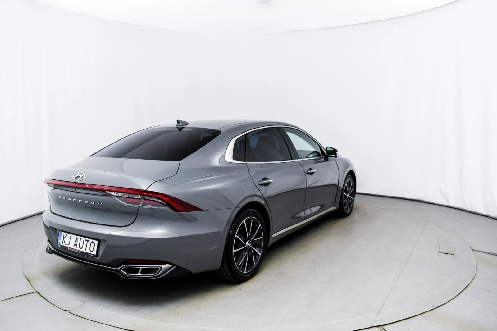 Hyundai Grandeur 3.0 LPI - изображение 7