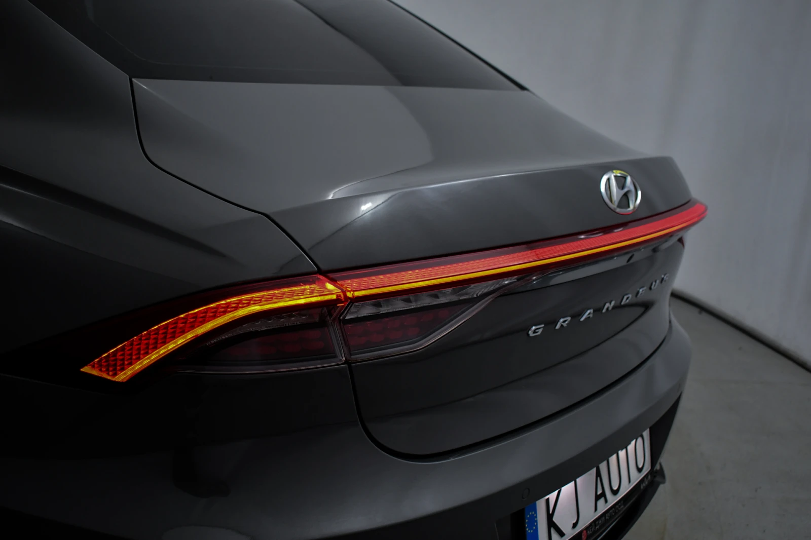 Hyundai Grandeur 3.0 LPI - изображение 9