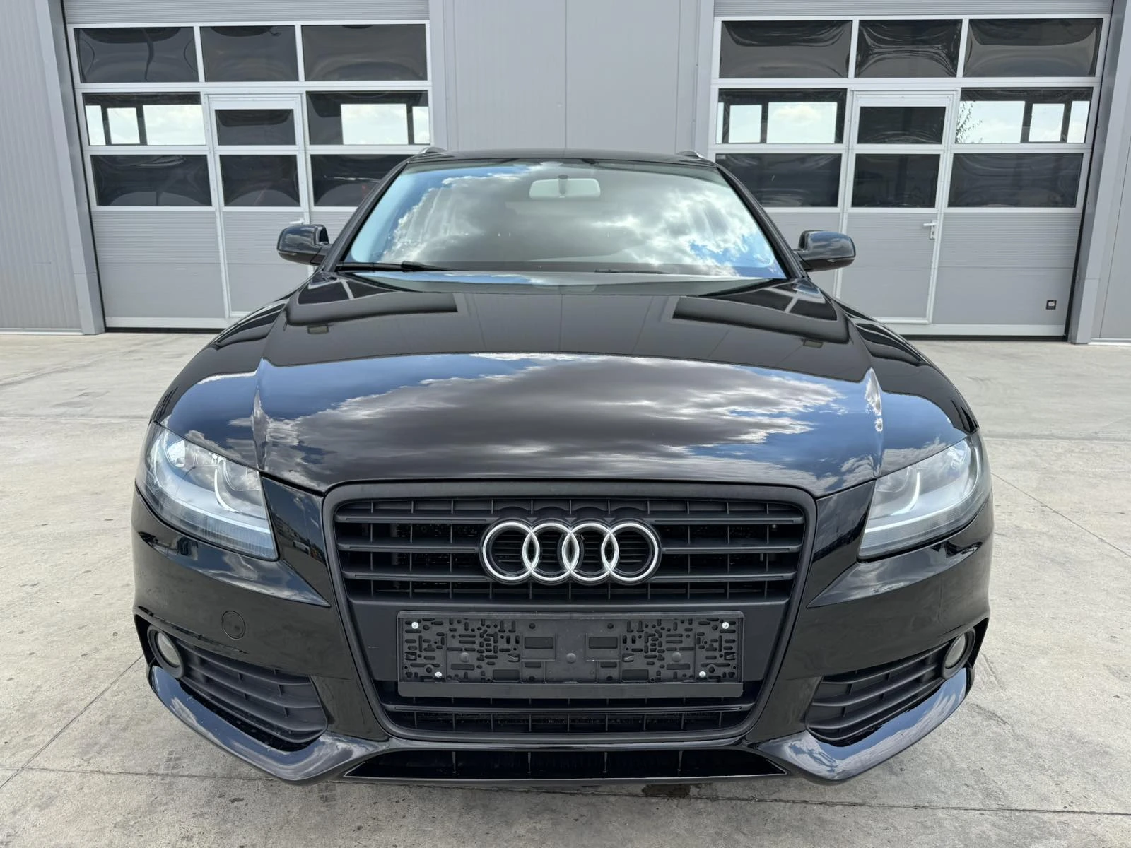 Audi A4 2.0* 143ps* Автомат* НАВИ* Парктроник*  - изображение 7