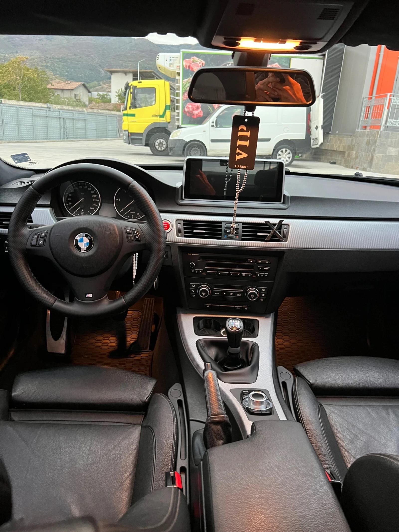 BMW 320  - изображение 7