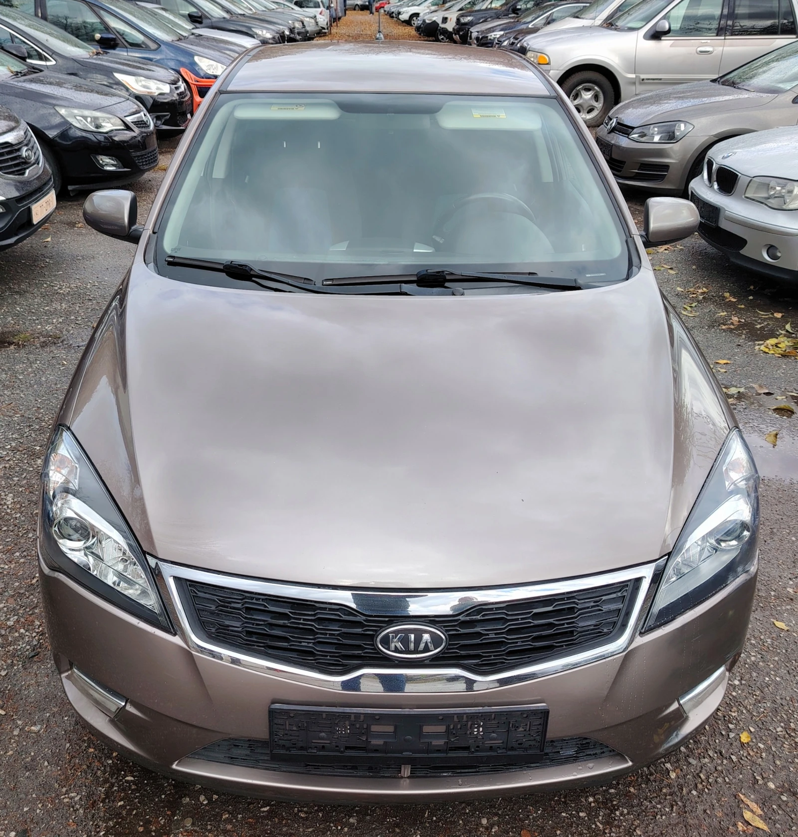 Kia Ceed 1.4i 16v/Eco Dumamics | Mobile.bg — изображение 2
