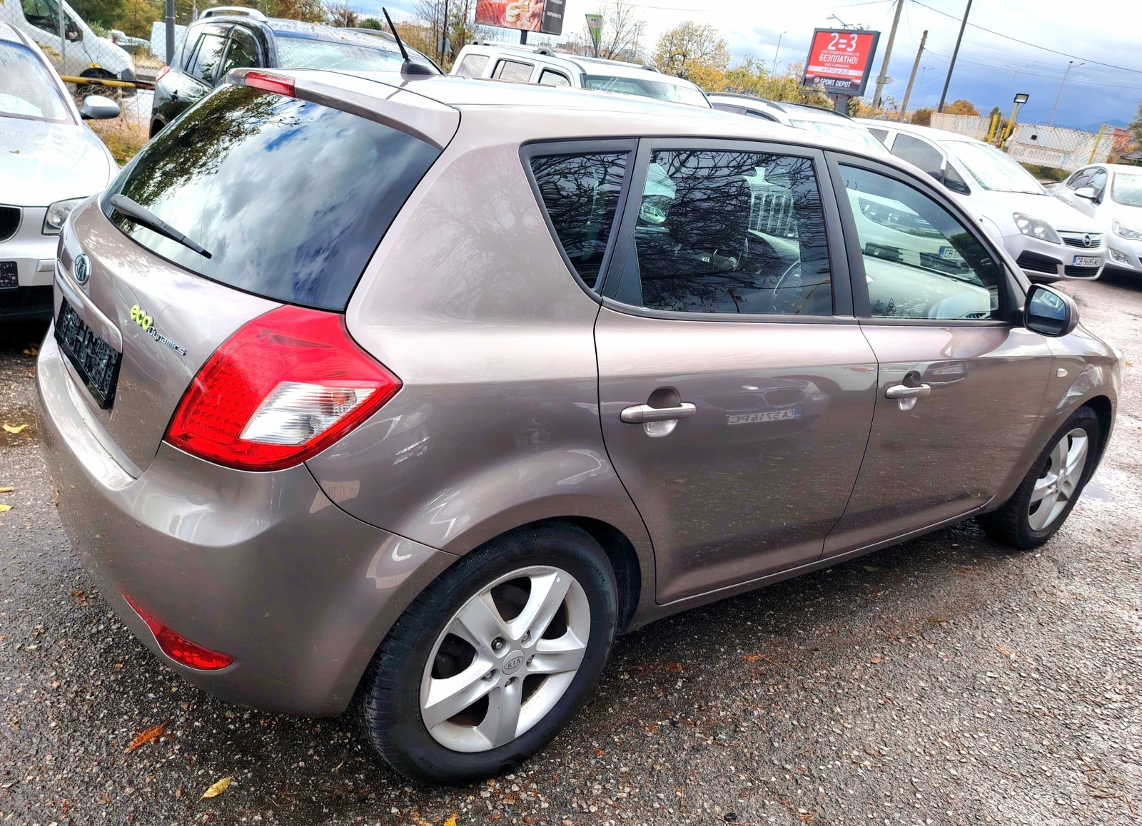 Kia Ceed 1.4i 16v/Eco Dumamics | Mobile.bg — изображение 7