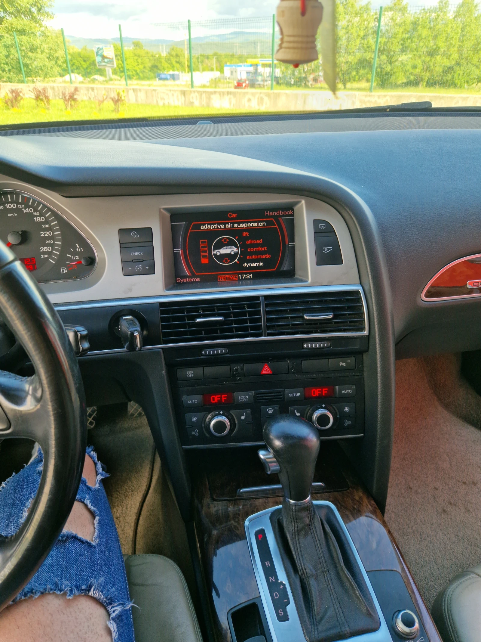 Audi A6 Allroad - изображение 8