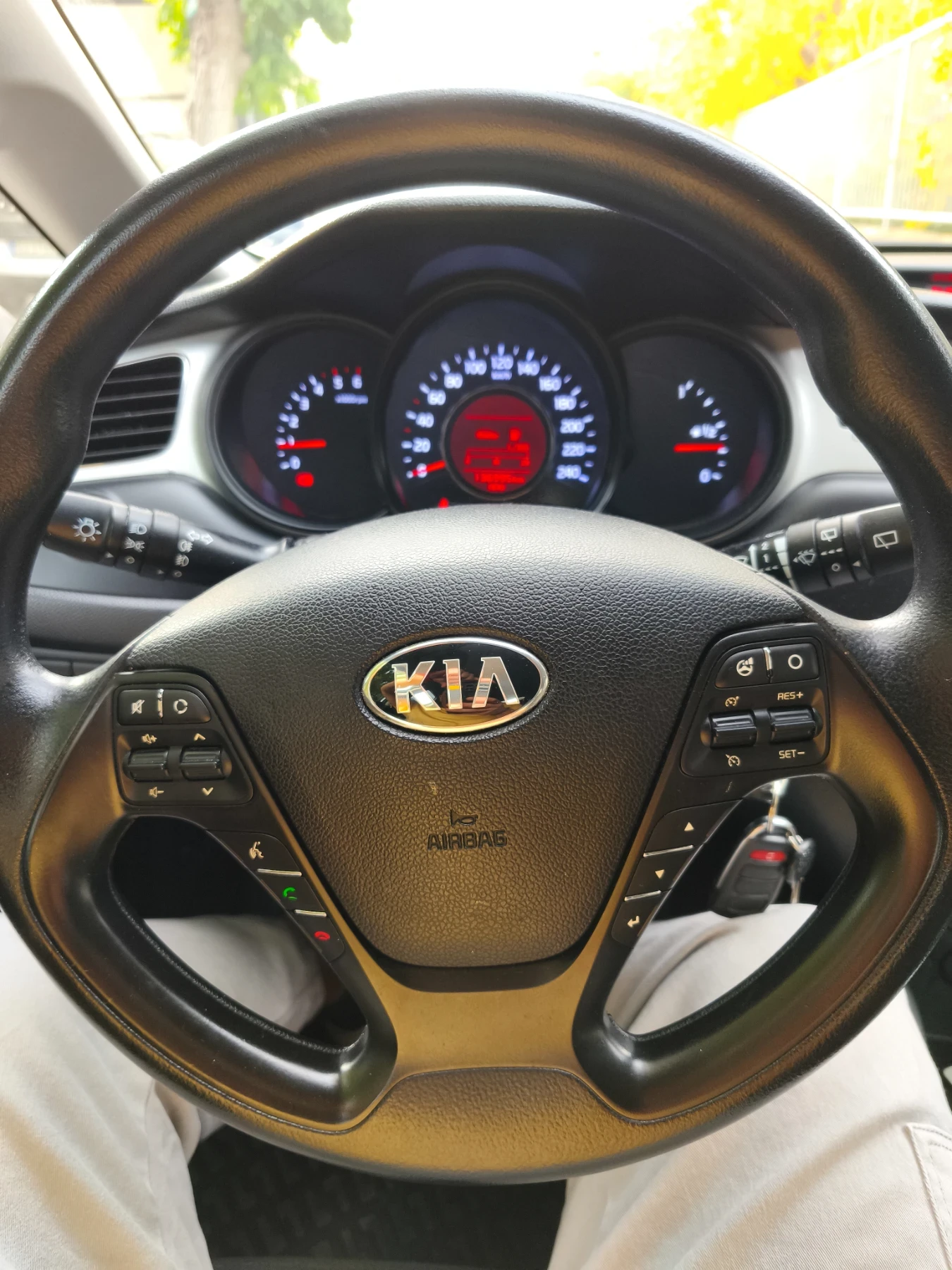 Kia Ceed 1.4 90к.с. - изображение 6