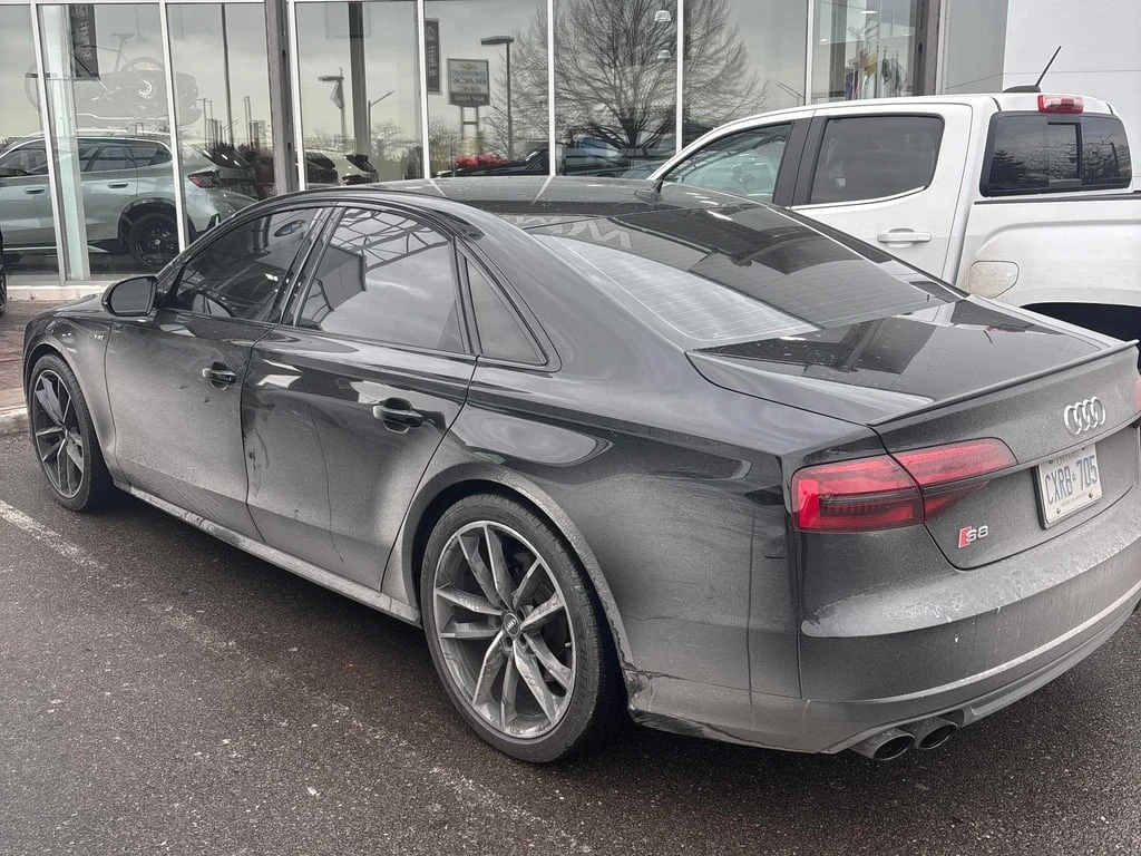Audi S8 * 4.0 TFSI quattro tiptronic * CARFAX * БЕЗ ПЪРВОН - изображение 4