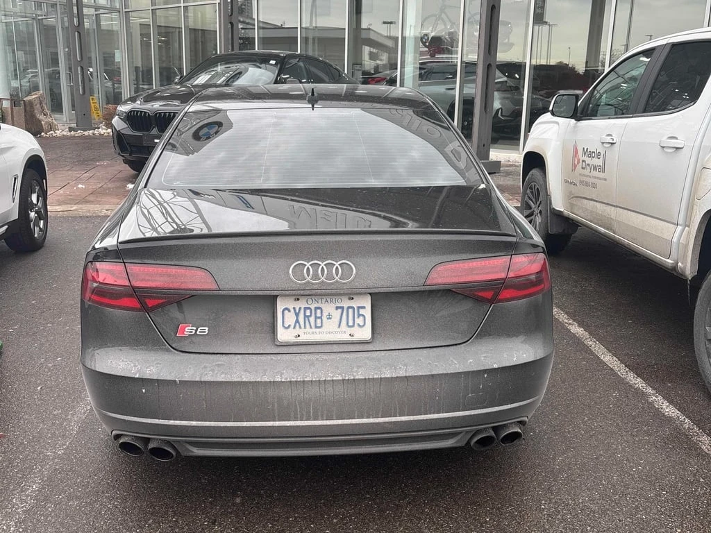 Audi S8 * 4.0 TFSI quattro tiptronic * CARFAX * БЕЗ ПЪРВОН - изображение 6