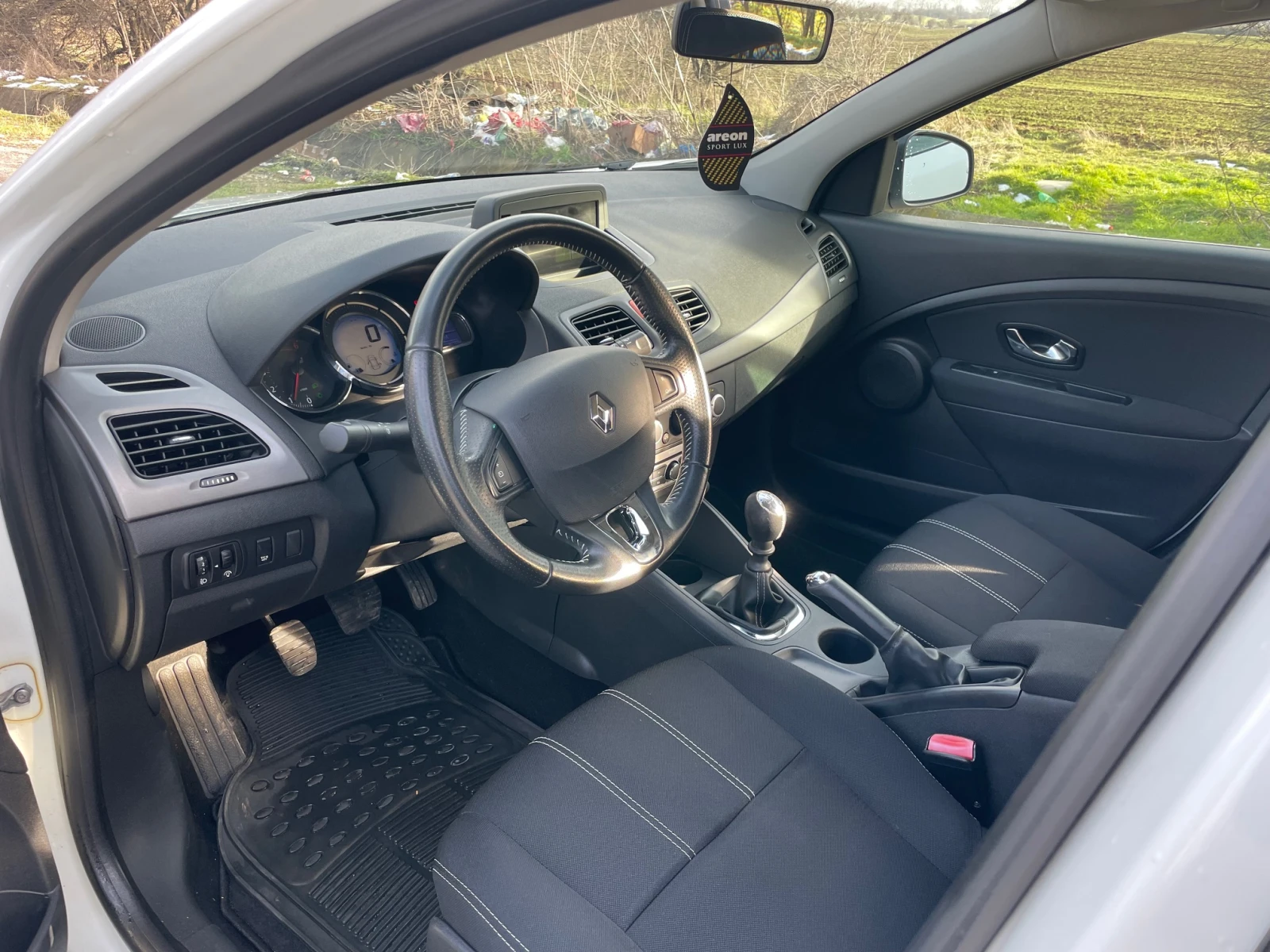 Renault Megane 1.5 DCI - изображение 10