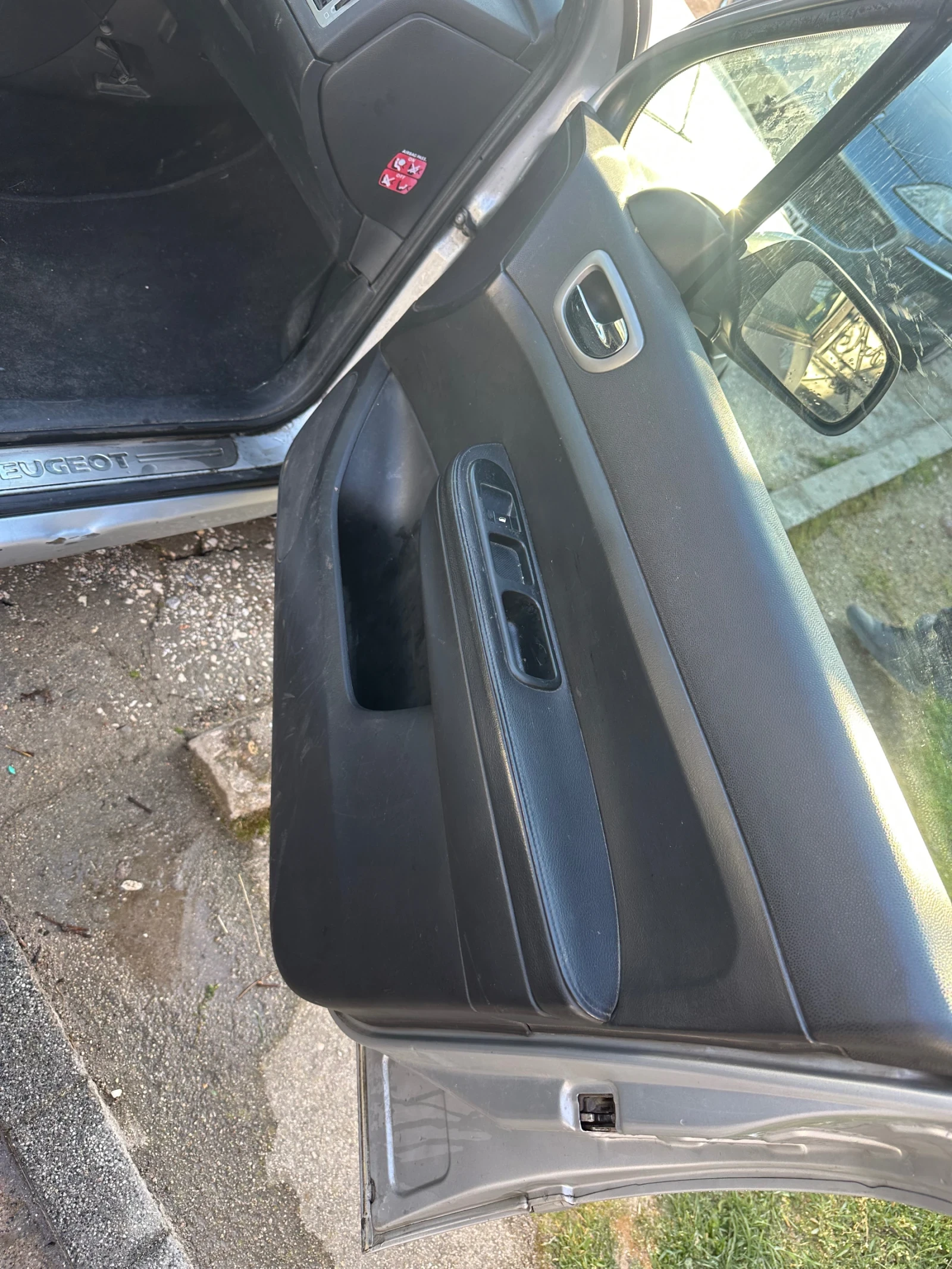 Peugeot 307, снимка 12 - Автомобили и джипове - 53978942