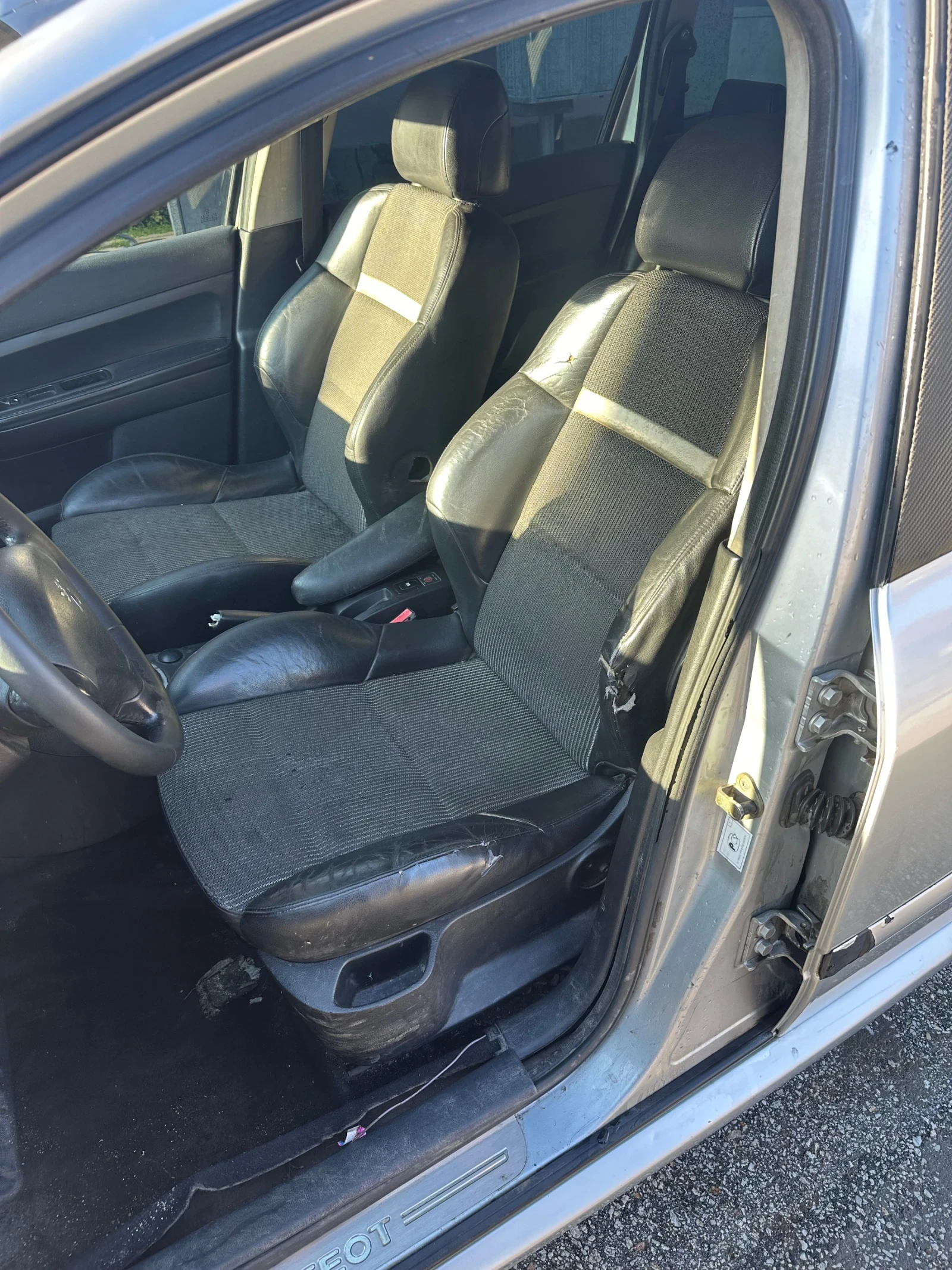 Peugeot 307, снимка 8 - Автомобили и джипове - 53978942