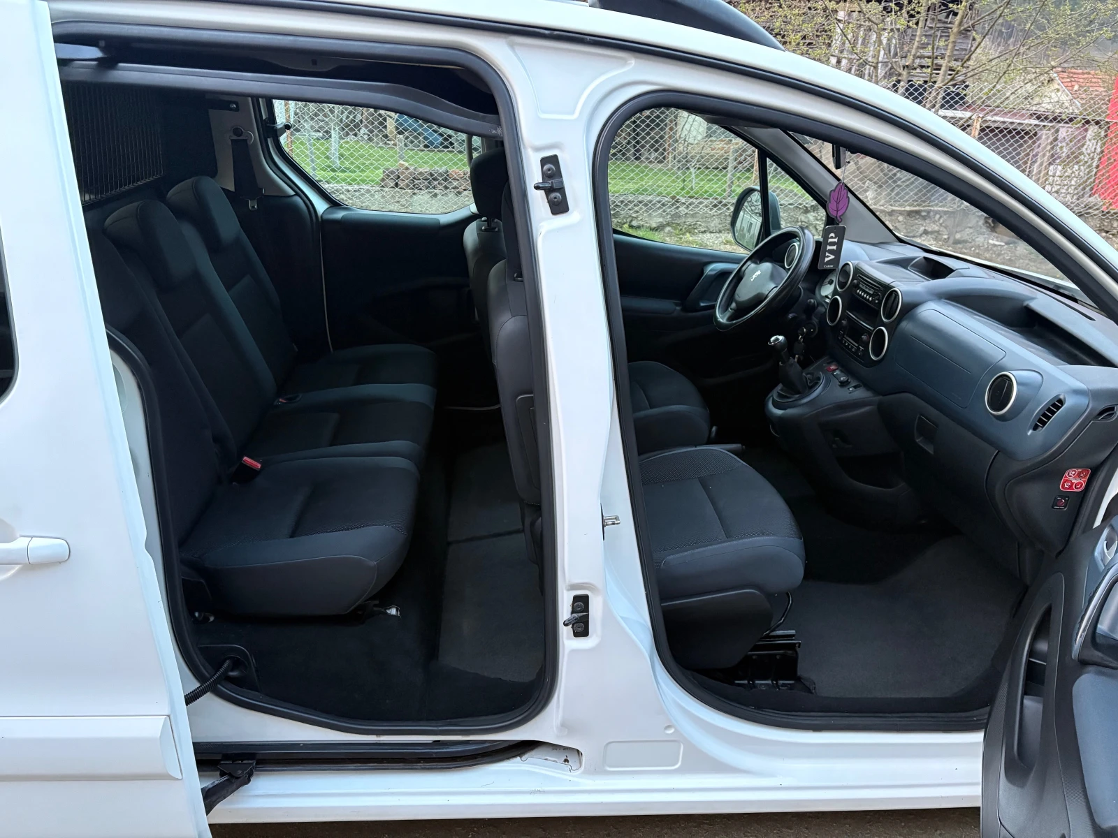 Peugeot Partner 2.0 HDI N1 5+ 1, снимка 11 - Автомобили и джипове - 54072551