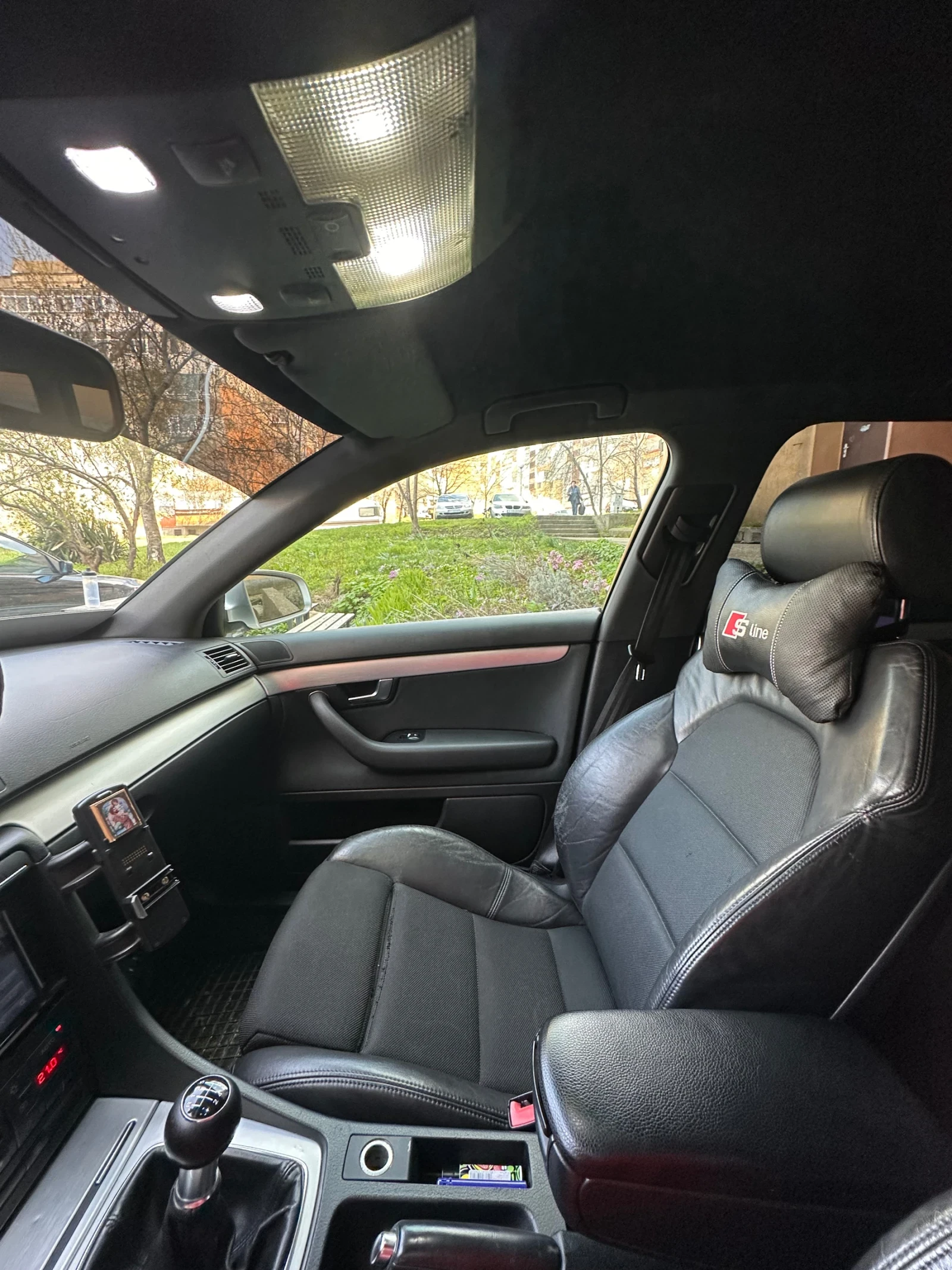 Audi A4 2000, снимка 7 - Автомобили и джипове - 54089598