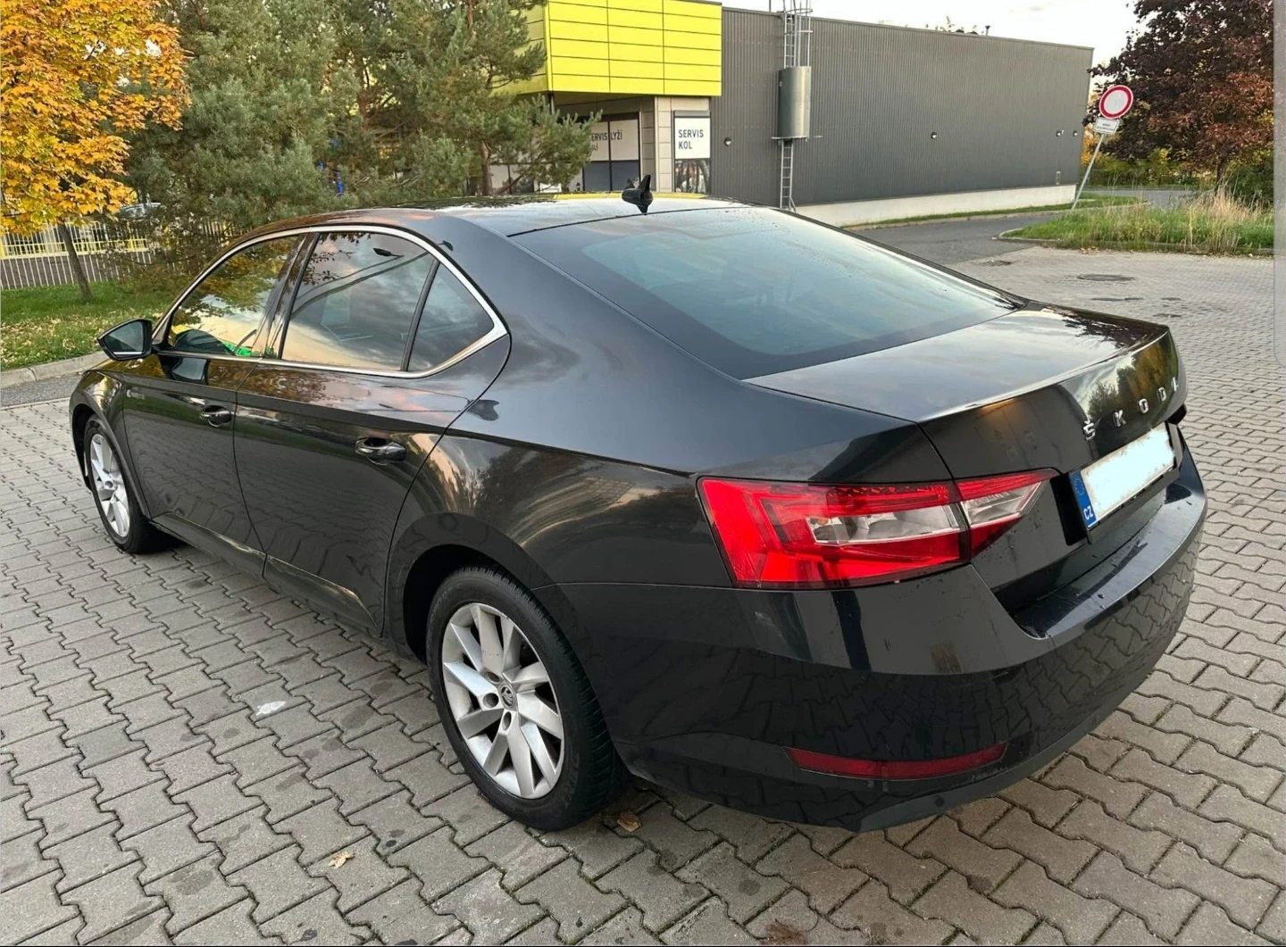 Skoda Superb 2.0 ТDI, снимка 5 - Автомобили и джипове - 54127668