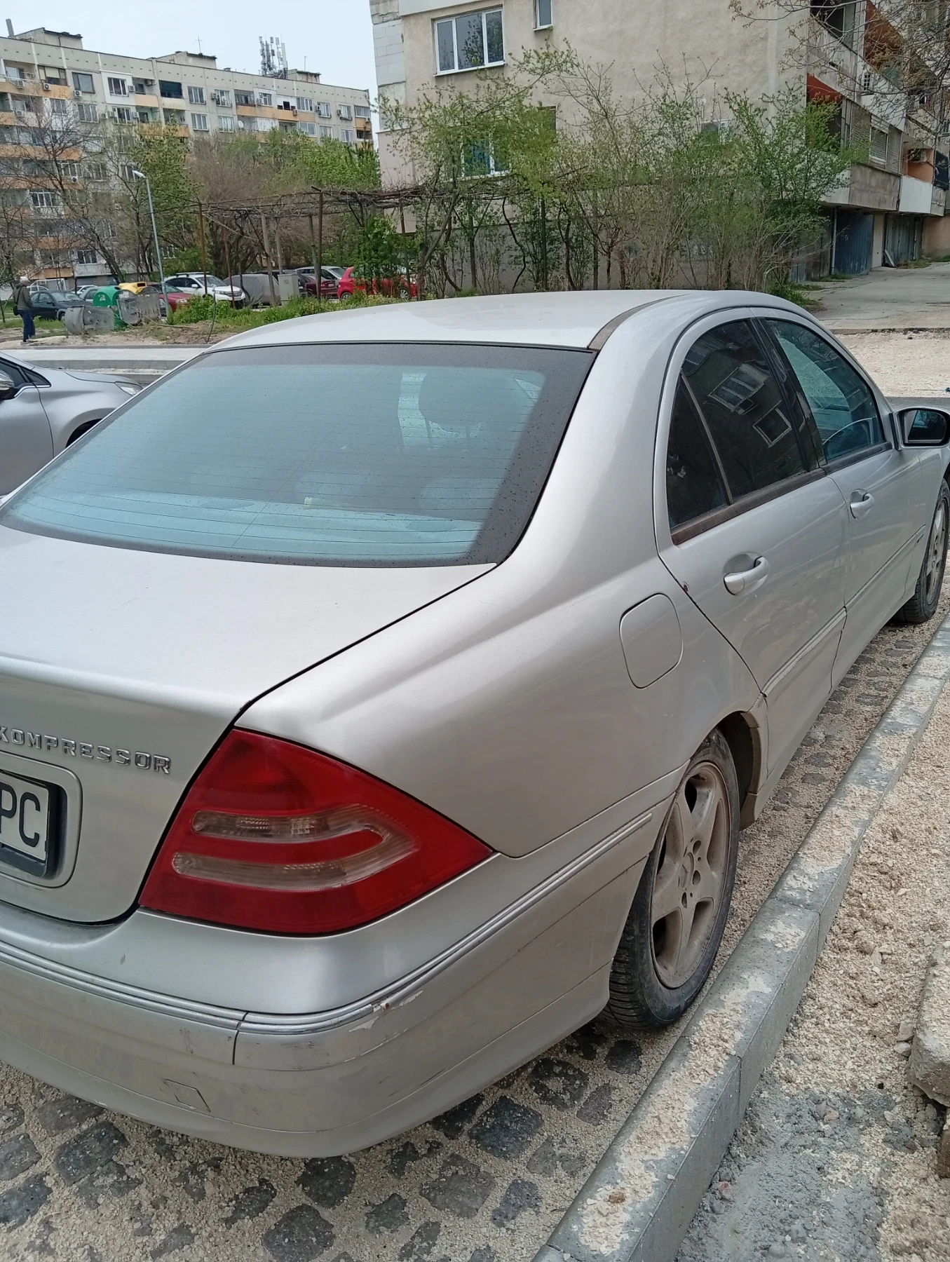 Mercedes-Benz C 200 Компресор , снимка 4 - Автомобили и джипове - 54162756