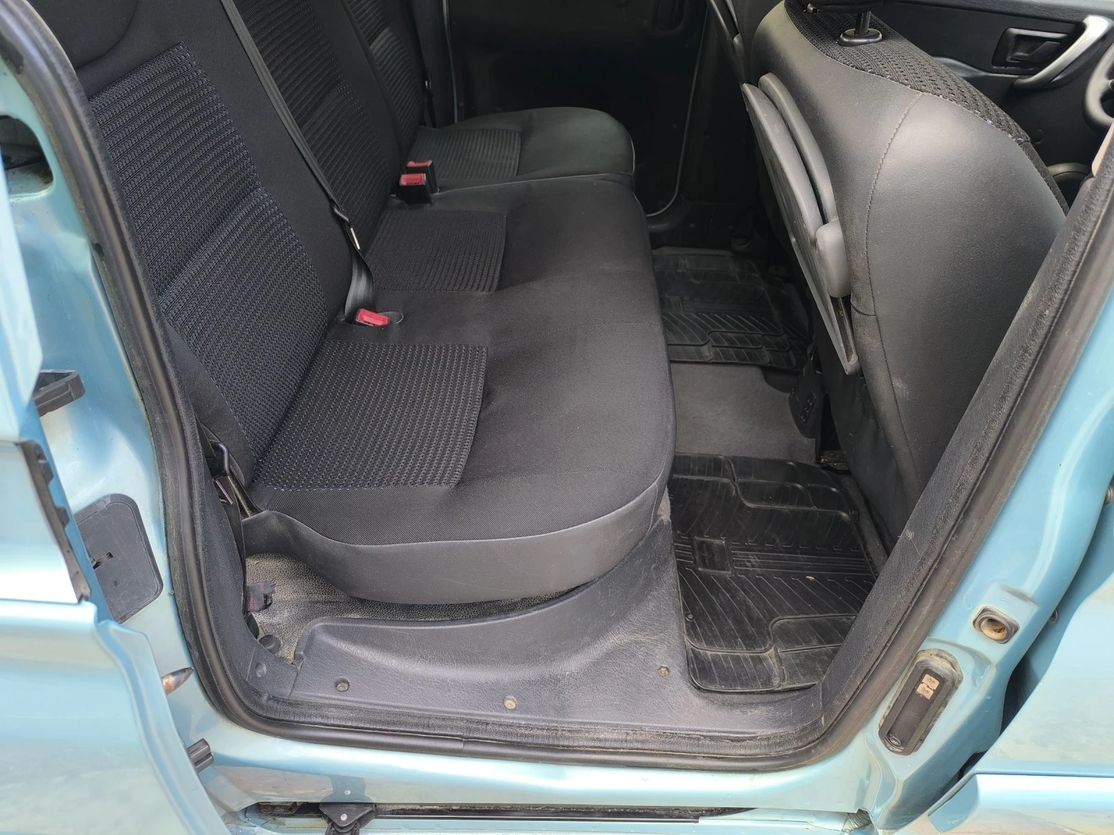 Citroen Berlingo 1.6, снимка 9 - Автомобили и джипове - 54400659