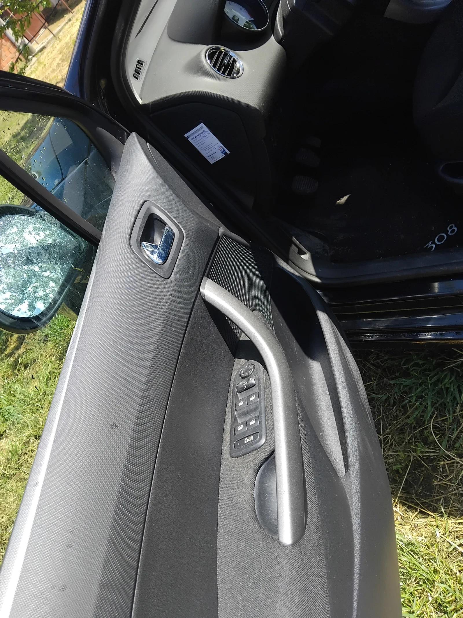 Peugeot 308 SW 1, 6-120к.с.комби, снимка 5 - Автомобили и джипове - 54548141