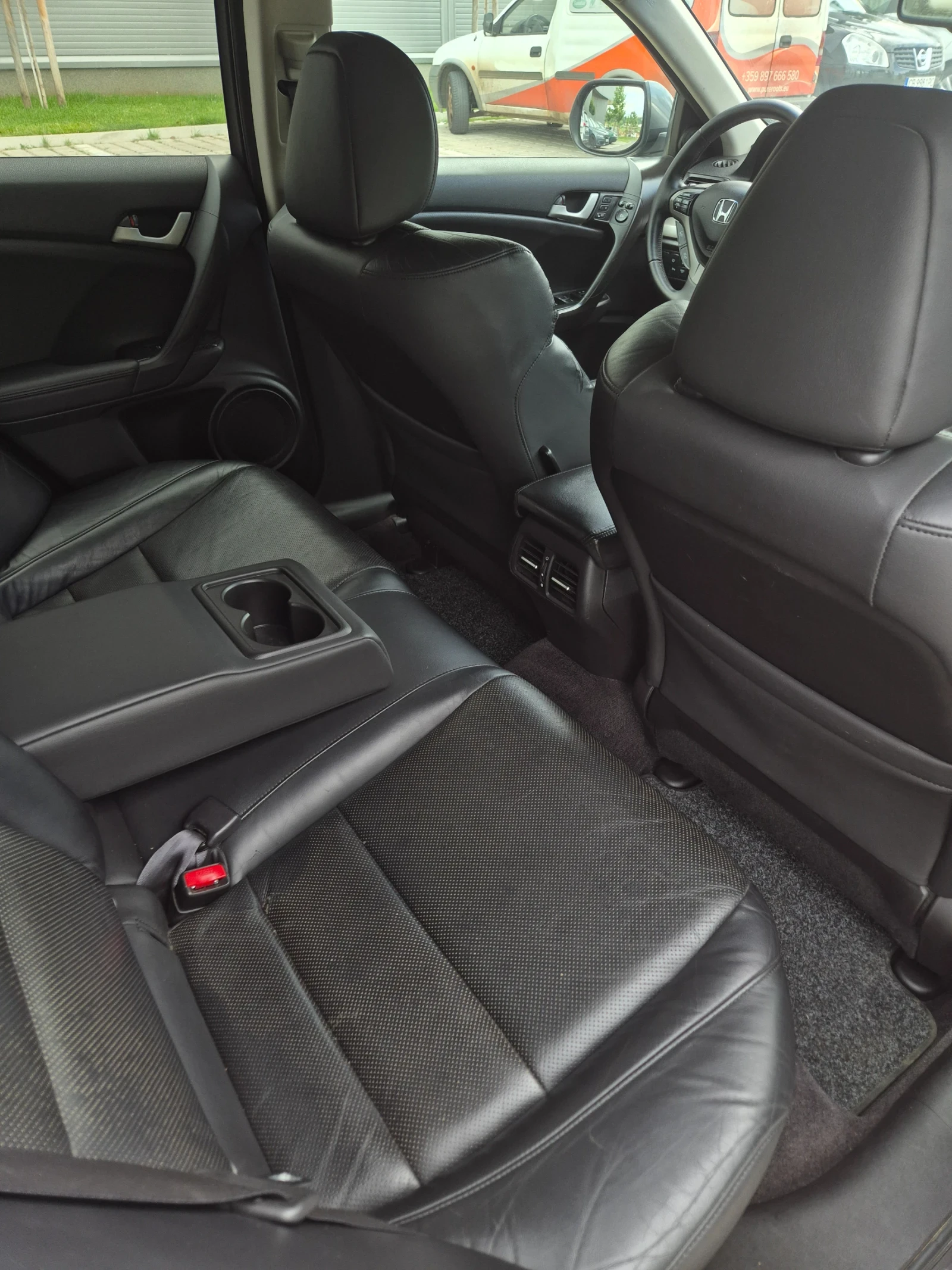 Honda Accord 2.4 TYPE-S* ДИСТРОНИК* СЕРВИЗНА ИСТОРИЯ , снимка 8 - Автомобили и джипове - 55139009