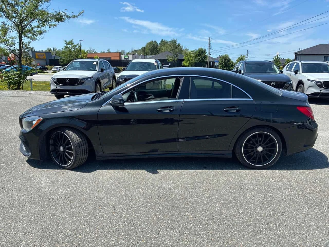 Mercedes-Benz CLA * 250 * CARFAX * БЕЗ ПЪРВОНАЧАЛНА ВНОСКА, снимка 2 - Автомобили и джипове - 55343821