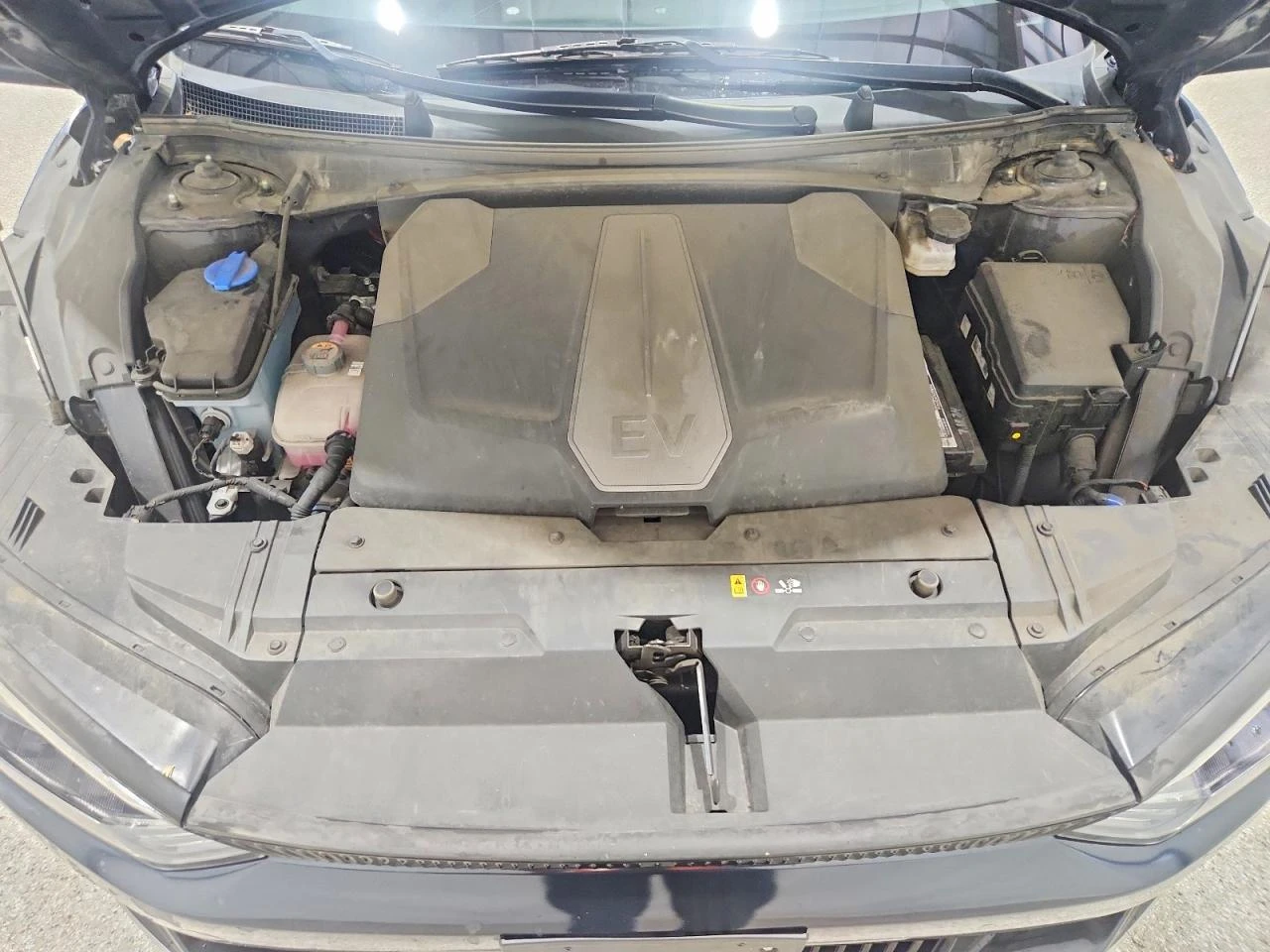 Kia EV6 0.0l Wind, снимка 11 - Автомобили и джипове - 55452461