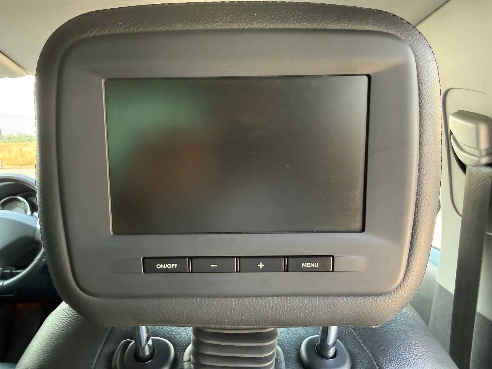 Peugeot 3008 2.0HDI 4X4* КОЖА* ПОДГРЕВ* HEAD UP* NAVI* КАМЕРА, снимка 13 - Автомобили и джипове - 55602506