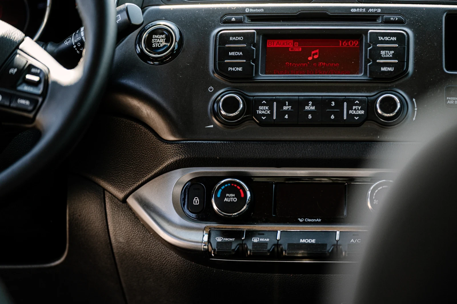 Kia Rio EcoDynamics, снимка 16 - Автомобили и джипове - 55807179