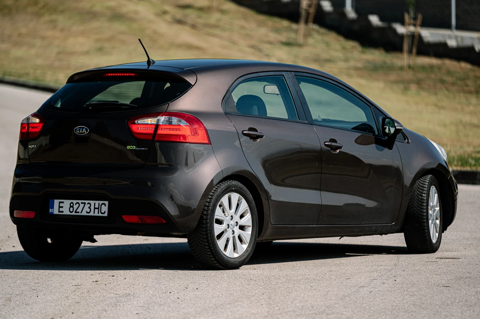 Kia Rio EcoDynamics, снимка 5 - Автомобили и джипове - 55807179
