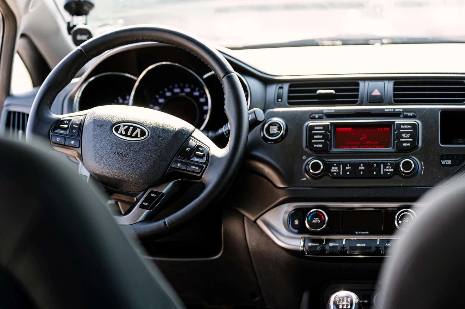 Kia Rio EcoDynamics, снимка 14 - Автомобили и джипове - 55807179