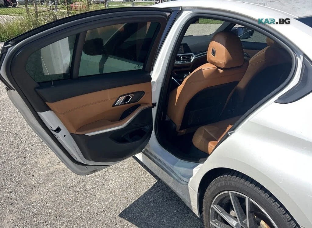 BMW 330 xDrive * HUD * ���������� * (���� �� ��) | Mobile.bg � ����������� 11