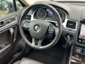 VW Touareg 3.0TDI, 4-MOTION, FULL SERVICE VW-KATO HOB, PANO, , снимка 11